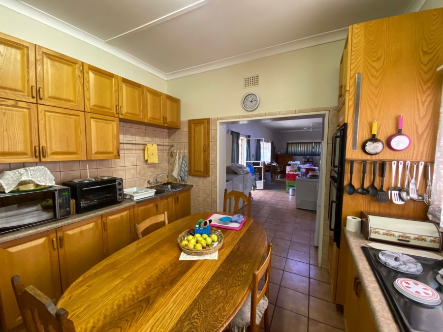 5 Bedroom Property for Sale in Die Bult North West